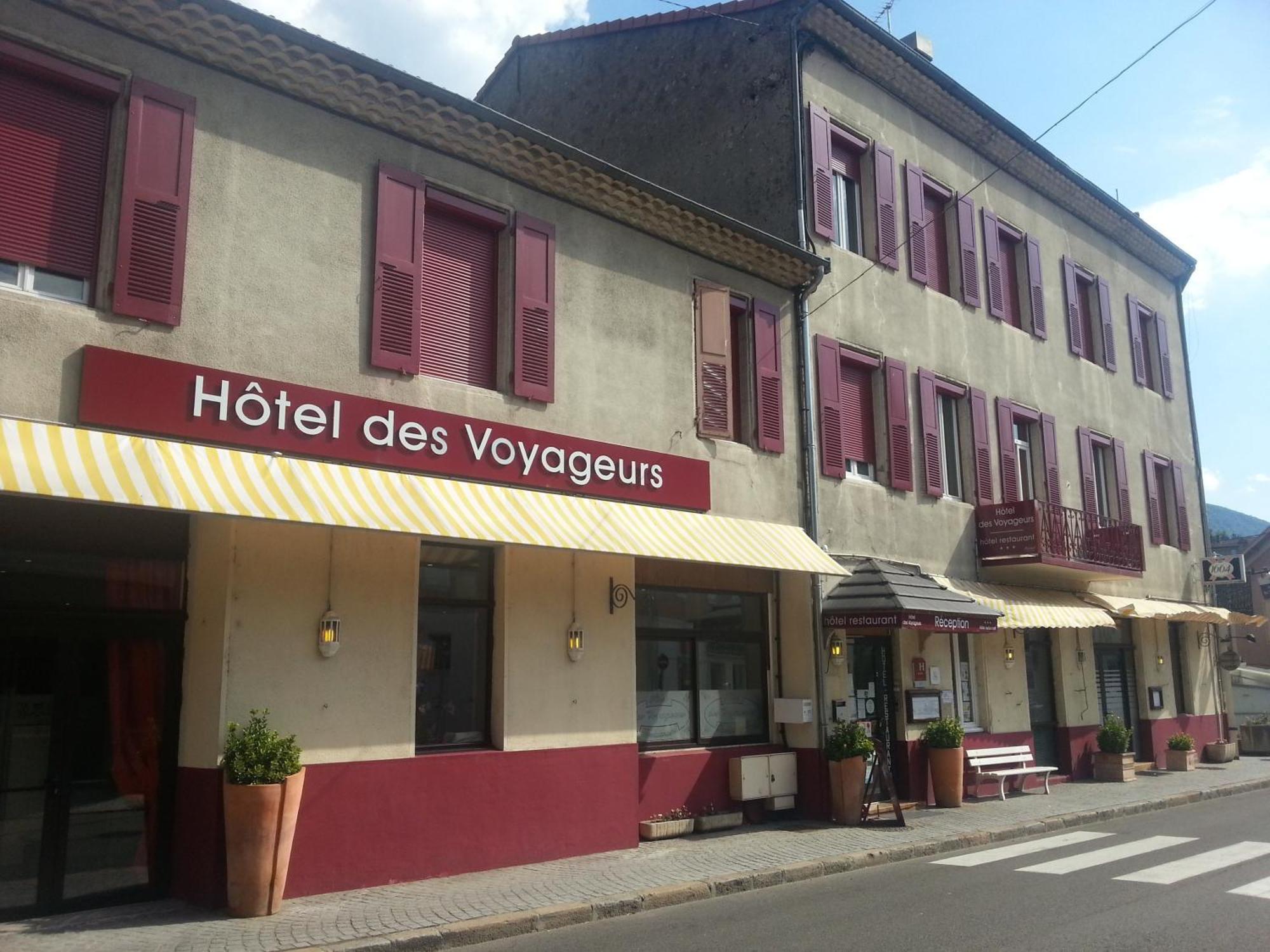 Hotel-Restaurant Des Voyageurs Le Cheylard Екстериор снимка